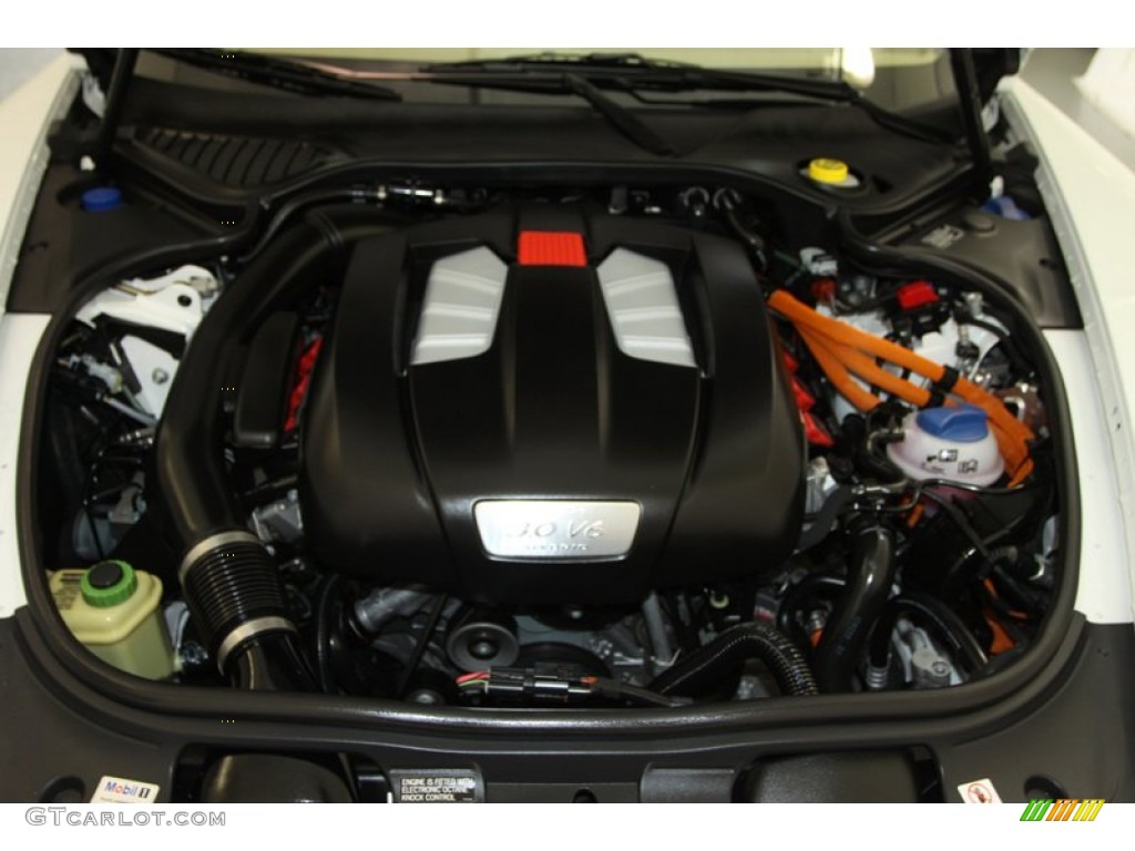 2012 Porsche Panamera S Hybrid Engine Photos