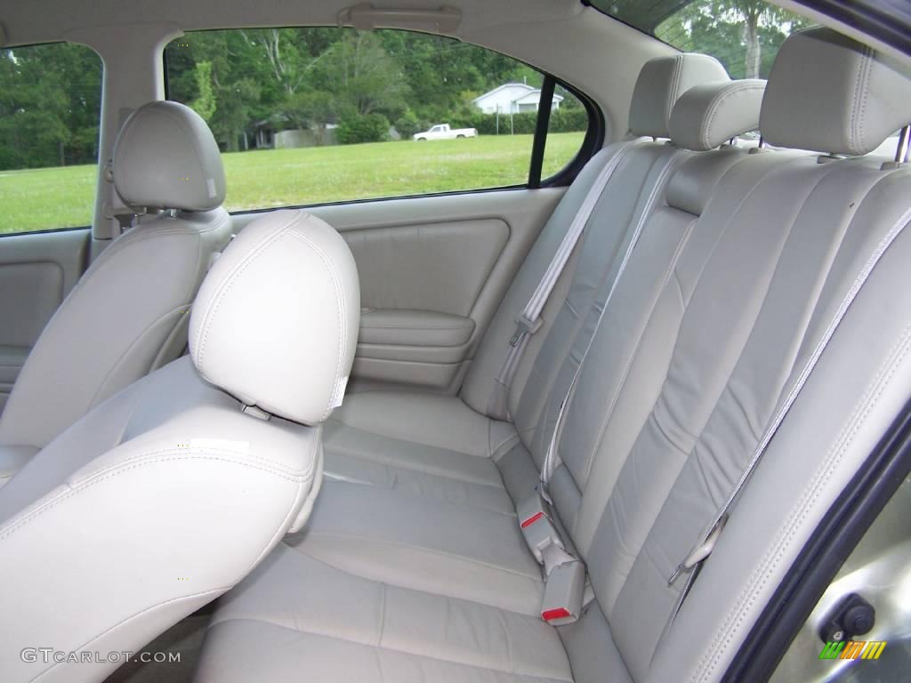 2002 I 35 - Millenium Jade Metallic / Willow photo #10