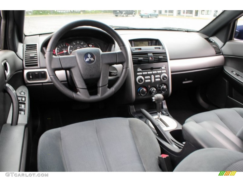 Black Interior 2006 Mitsubishi Galant SE Photo #81350300