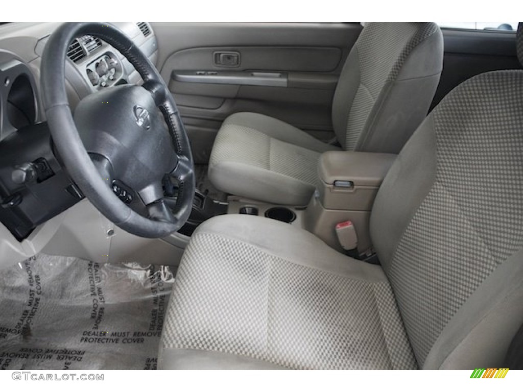 Gray Interior 2002 Nissan Frontier SE King Cab Photo #81350997