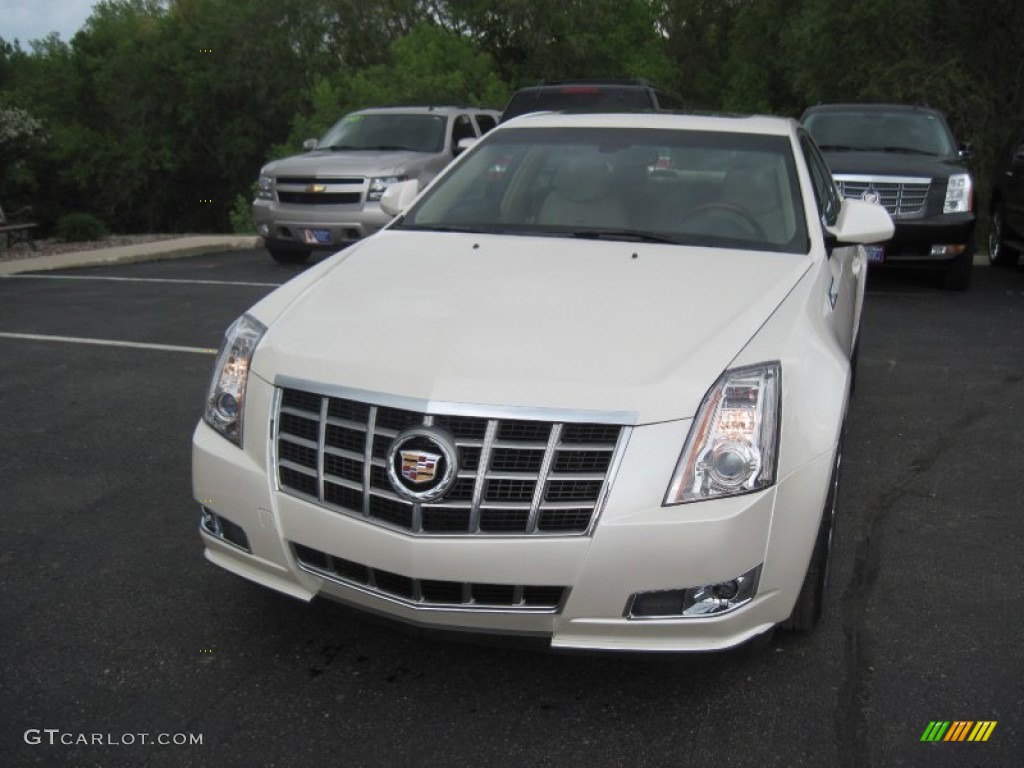 2013 CTS 4 3.6 AWD Sedan - White Diamond Tricoat / Cashmere/Cocoa photo #2