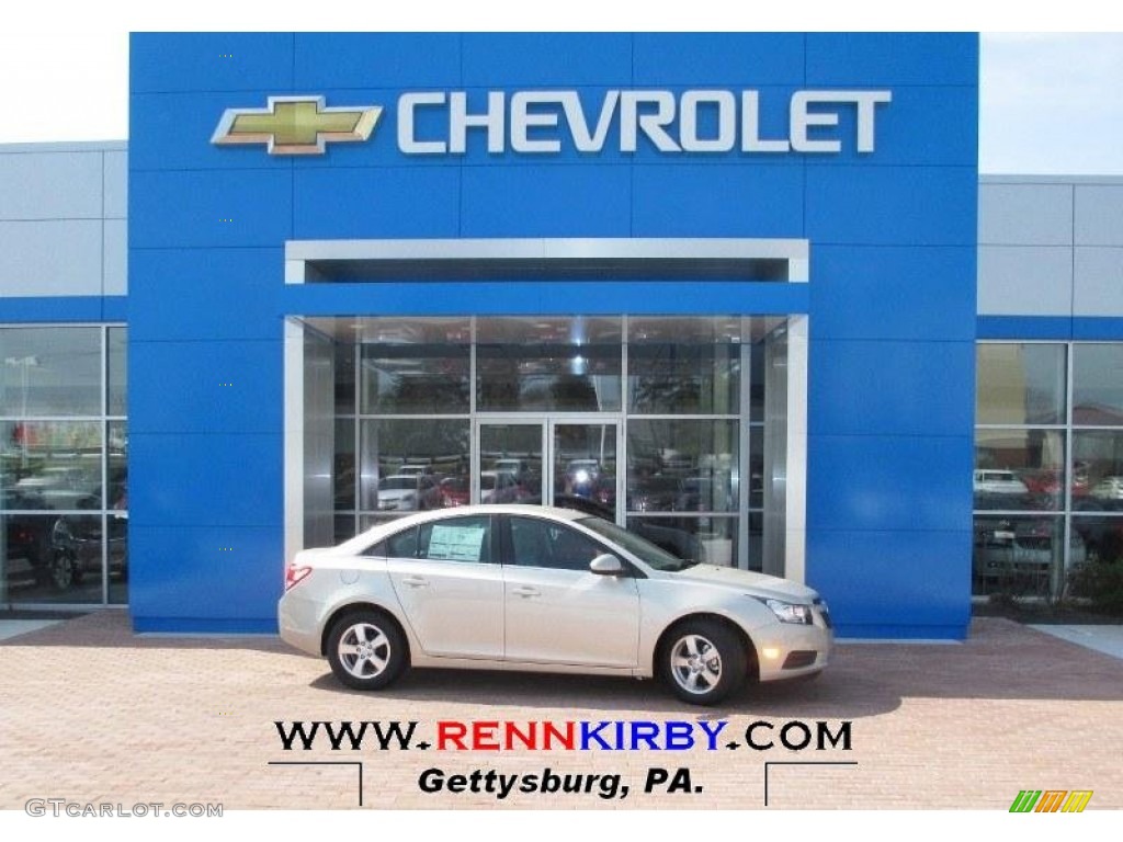 Champagne Silver Metallic Chevrolet Cruze