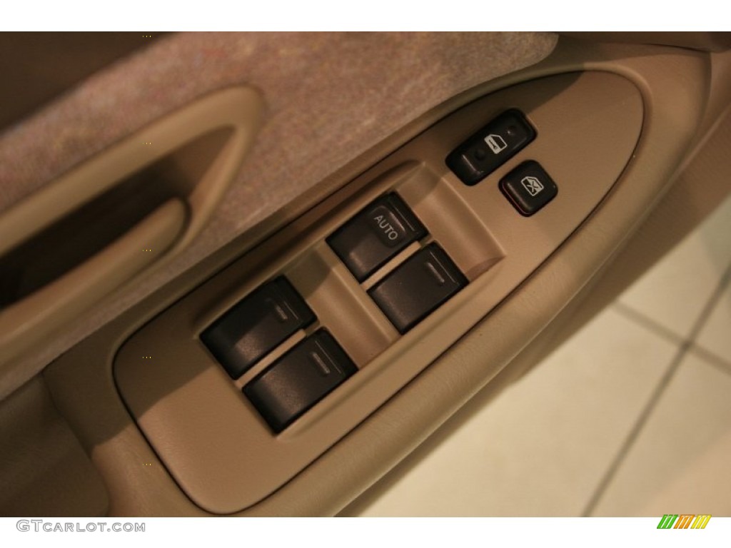 1999 Camry LE V6 - Cashmere Beige Metallic / Oak photo #5