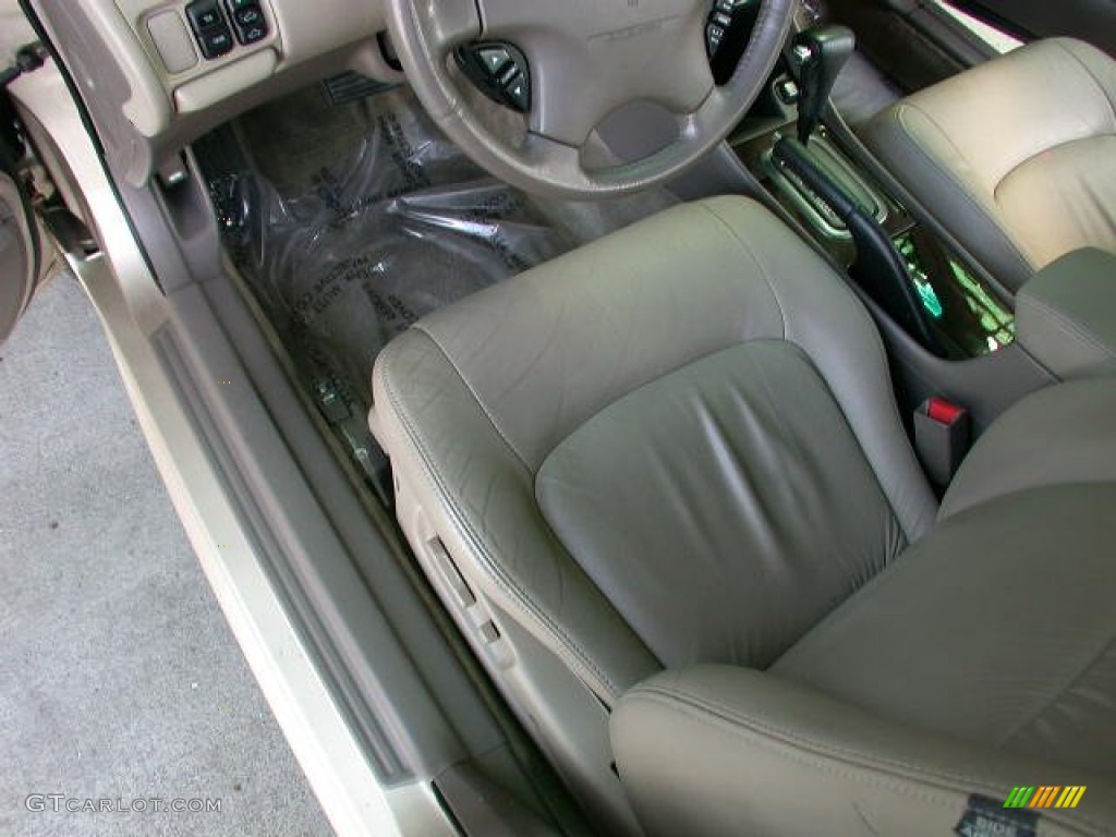 2002 Accord EX V6 Sedan - Naples Gold Metallic / Ivory photo #5
