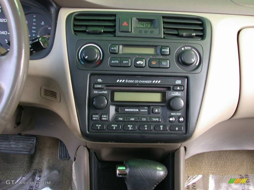 2002 Accord EX V6 Sedan - Naples Gold Metallic / Ivory photo #20