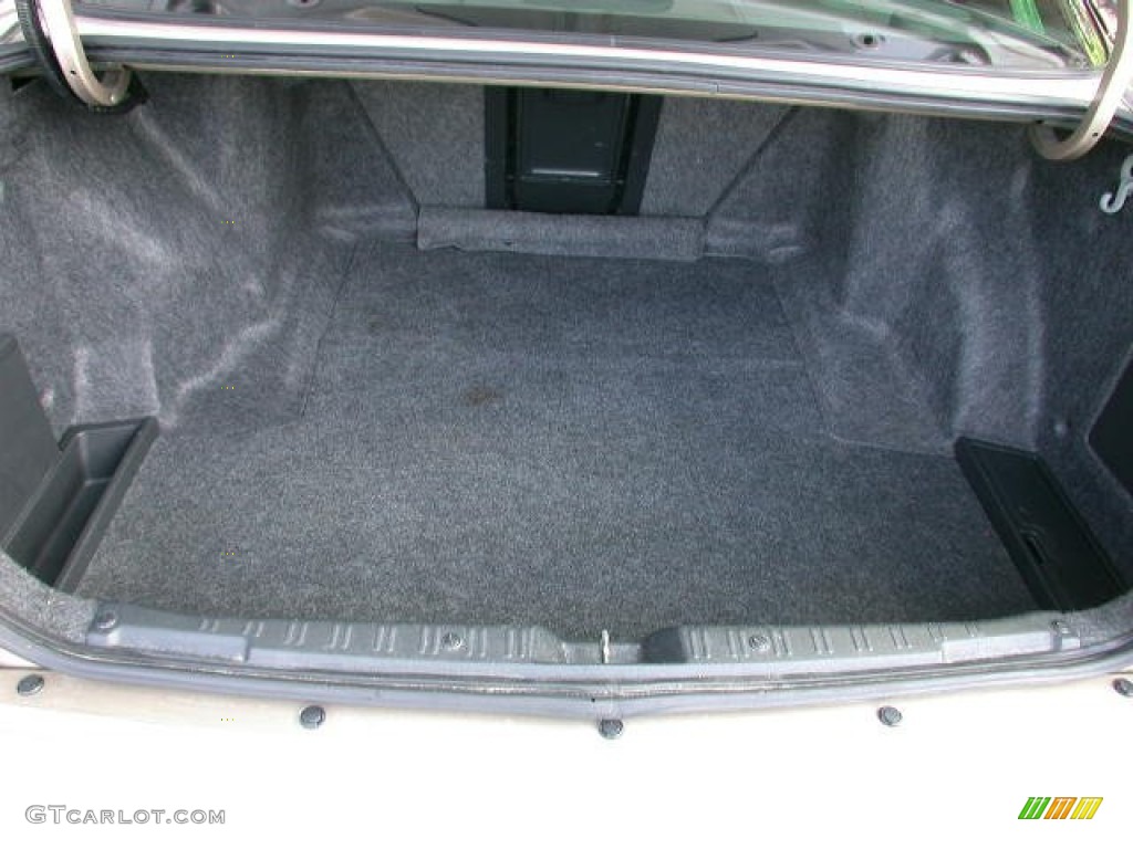 2002 Honda Accord EX V6 Sedan Trunk Photos