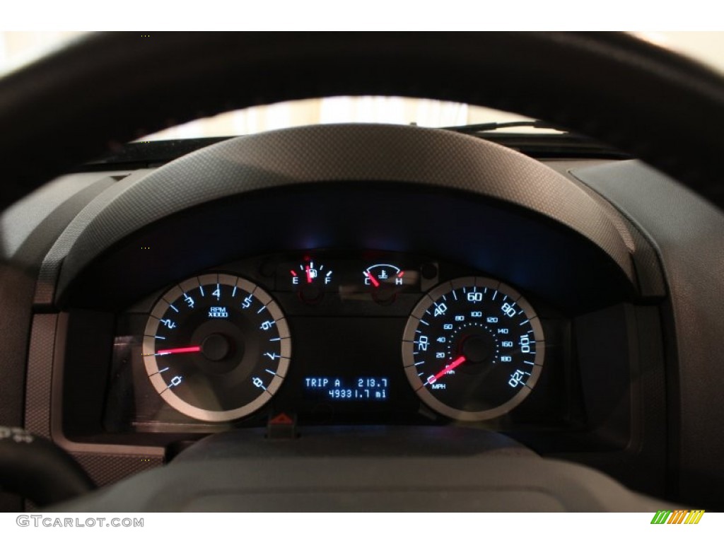 2010 Ford Escape XLT 4WD Gauges Photos