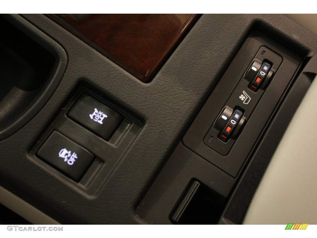 2012 Lexus RX 350 AWD Controls Photo #81356358