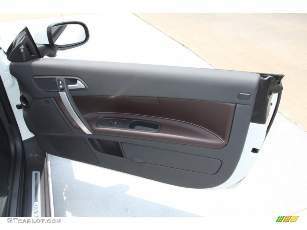 2013 Volvo C70 T5 Cacao/Off Black Door Panel Photo #81356414