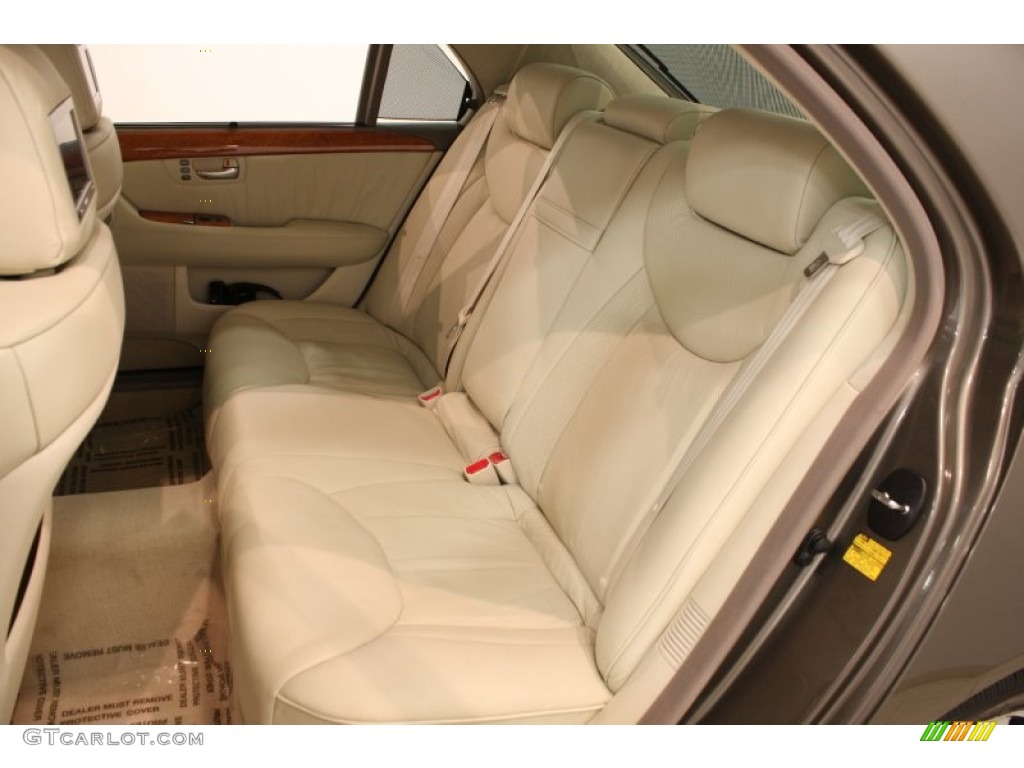 2005 Lexus LS 430 Sedan Rear Seat Photos