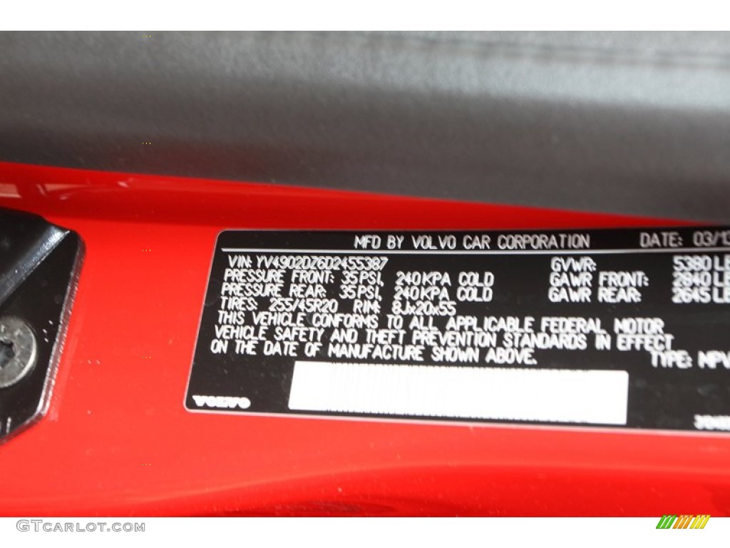 2013 XC60 T6 AWD R-Design - Passion Red / R Design Soft Beige/Off Black Inlay photo #32