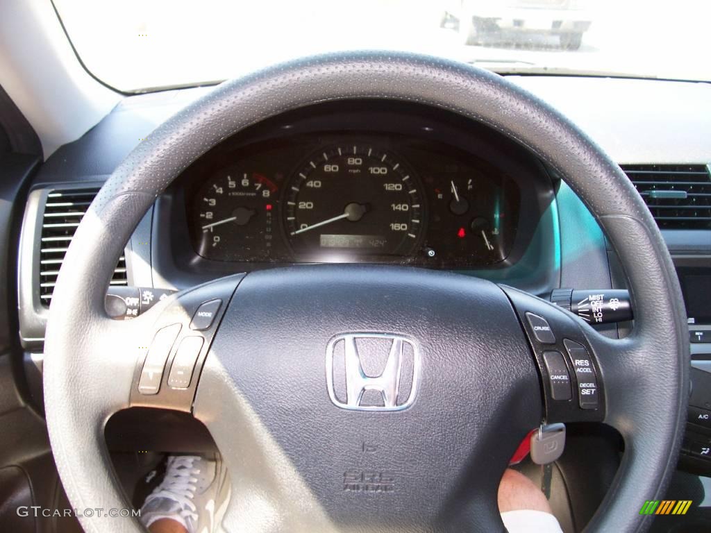 2006 Accord SE Sedan - Alabaster Silver Metallic / Gray photo #25