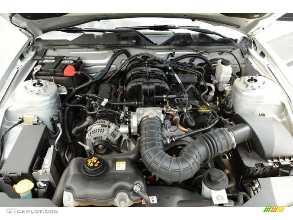 2010 Ford Mustang V6 Convertible 4.0 Liter SOHC 12-Valve V6 Engine Photo #81361430