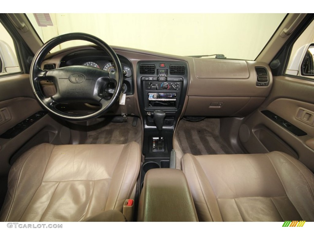 1999 4Runner SR5 - Millennium Silver Metallic / Oak photo #4