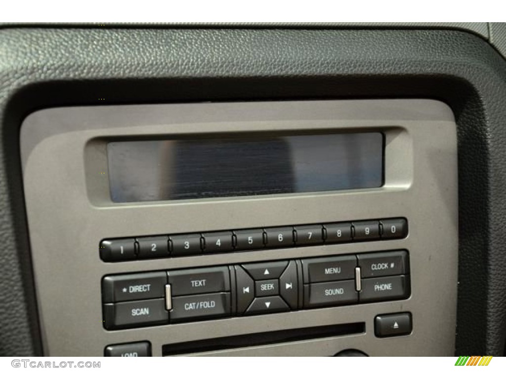 2010 Ford Mustang V6 Convertible Audio System Photos