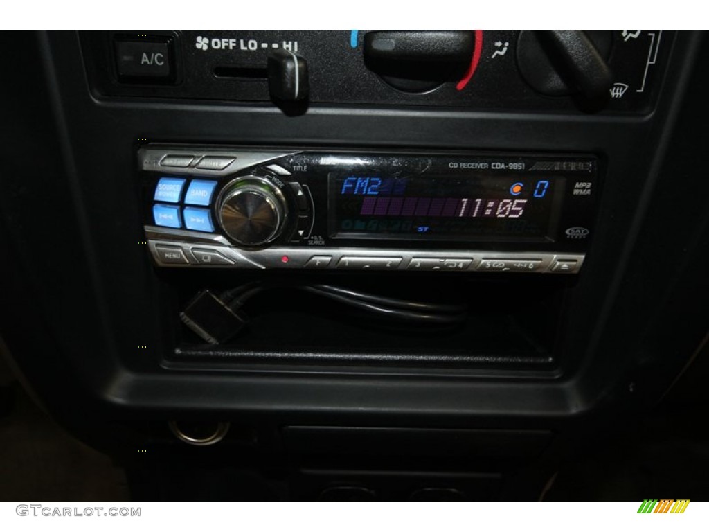1999 4Runner SR5 - Millennium Silver Metallic / Oak photo #20