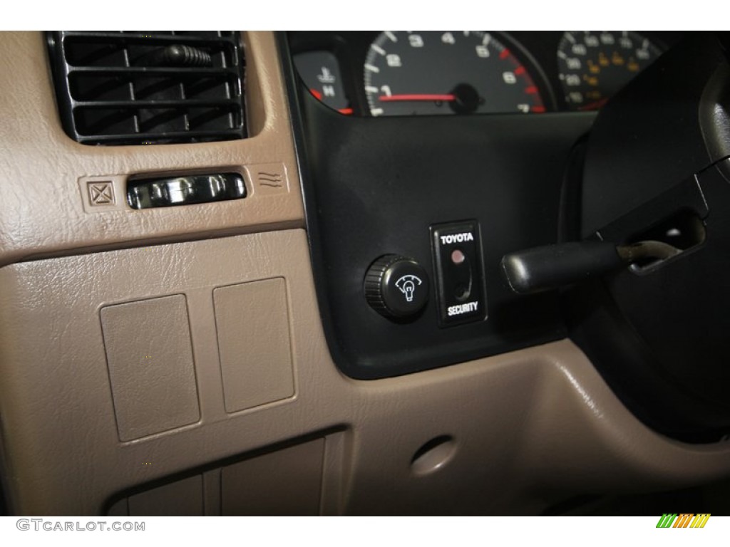 1999 4Runner SR5 - Millennium Silver Metallic / Oak photo #24
