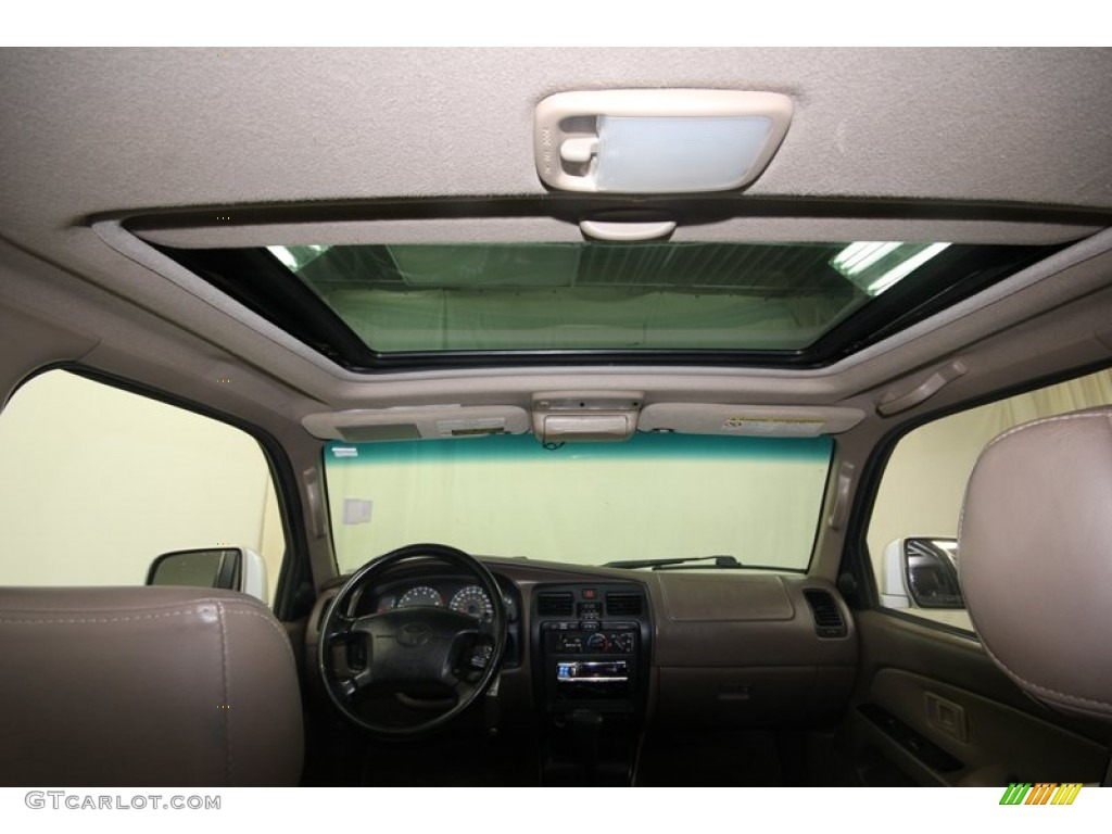 1999 4Runner SR5 - Millennium Silver Metallic / Oak photo #28