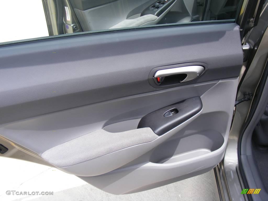 2006 Civic LX Sedan - Galaxy Gray Metallic / Gray photo #26