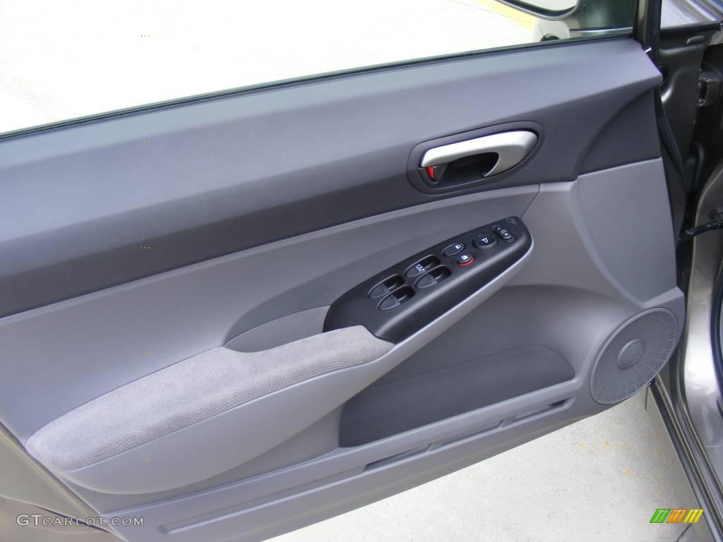 2006 Civic LX Sedan - Galaxy Gray Metallic / Gray photo #29