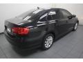 Black - Jetta SE Sedan Photo No. 10