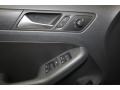 Black - Jetta SE Sedan Photo No. 15