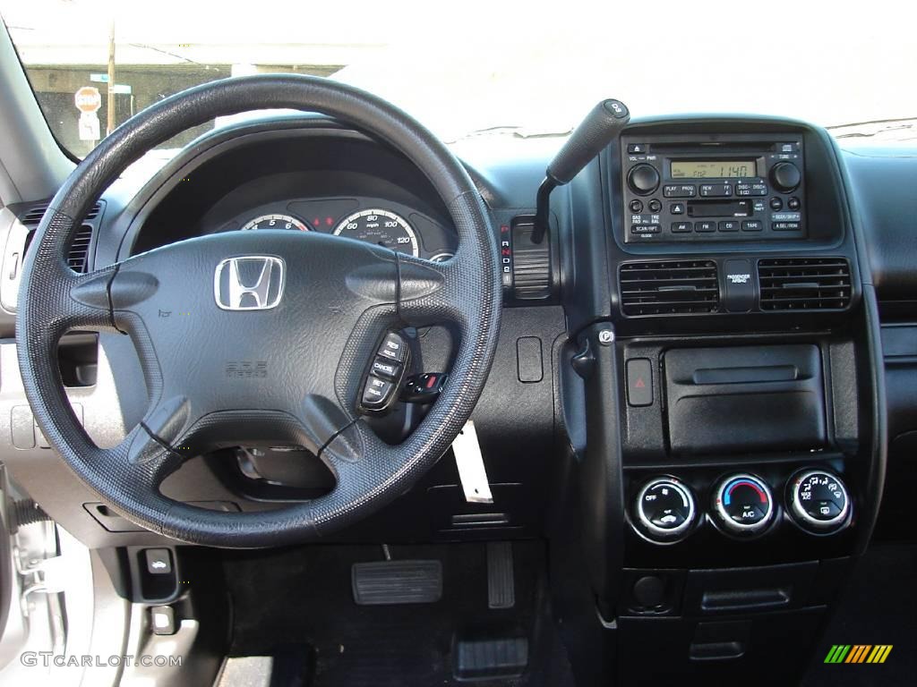 2006 CR-V LX 4WD - Alabaster Silver Metallic / Black photo #17