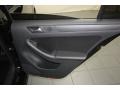 Black - Jetta SE Sedan Photo No. 31