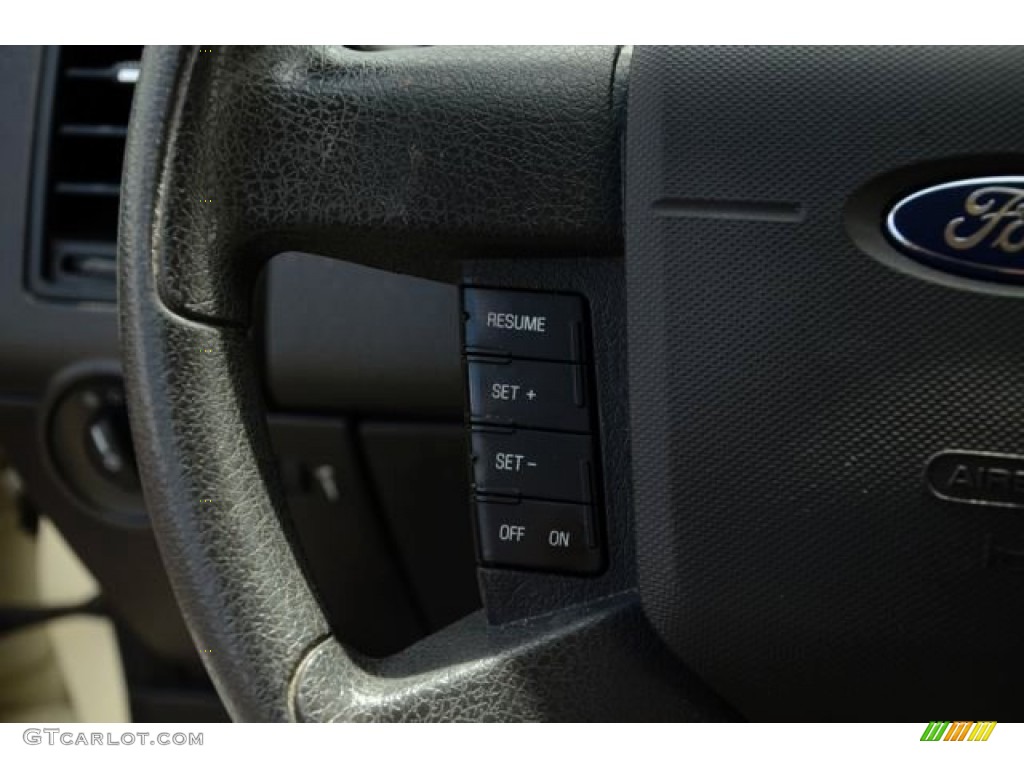 2008 Ford Edge SE Controls Photo #81363437