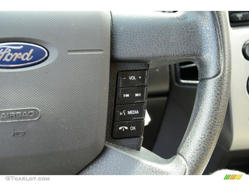 2008 Ford Edge SE Controls Photo #81363459