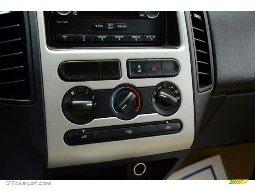 2008 Ford Edge SE Controls Photo #81363501