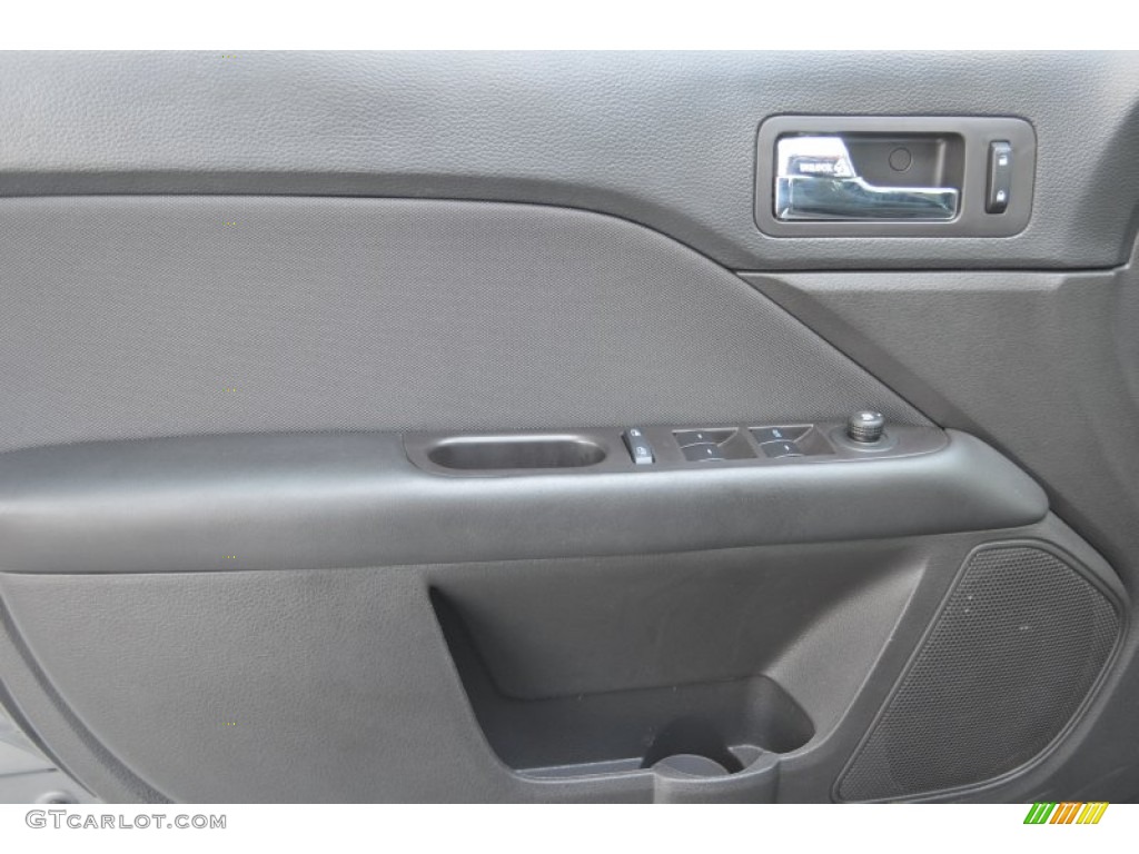 2012 Fusion SE - Sterling Grey Metallic / Charcoal Black photo #8