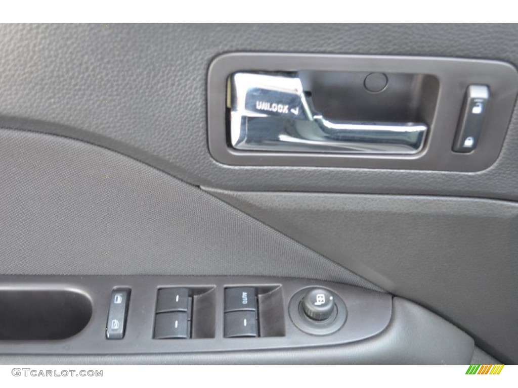 2012 Fusion SE - Sterling Grey Metallic / Charcoal Black photo #9