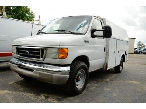 2004 Ford E Series Cutaway E350 Commercial Utility Truck Data, Info and Specs