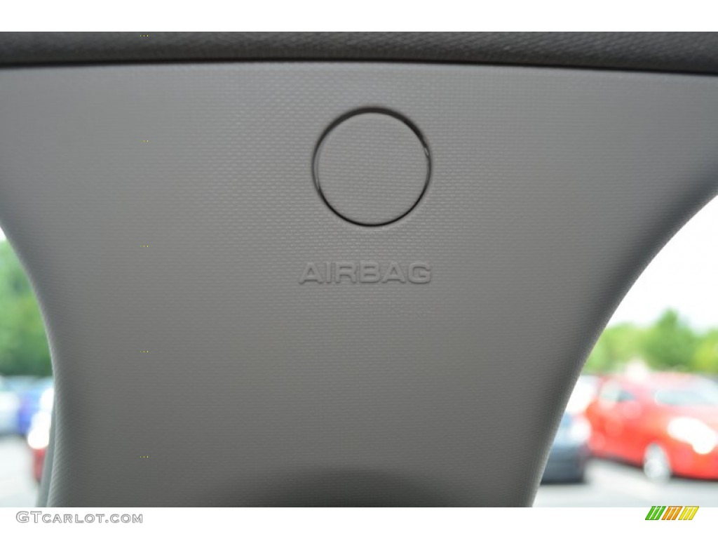 2012 Fusion SE - Sterling Grey Metallic / Charcoal Black photo #28