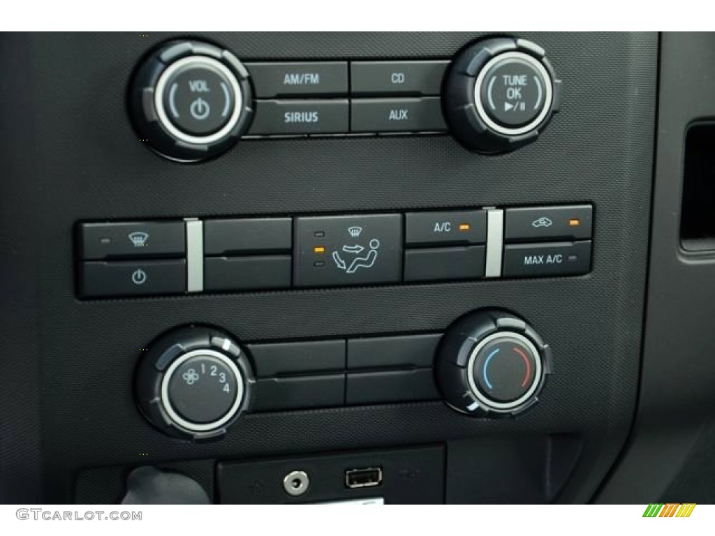 2013 Ford F150 STX Regular Cab Controls Photos