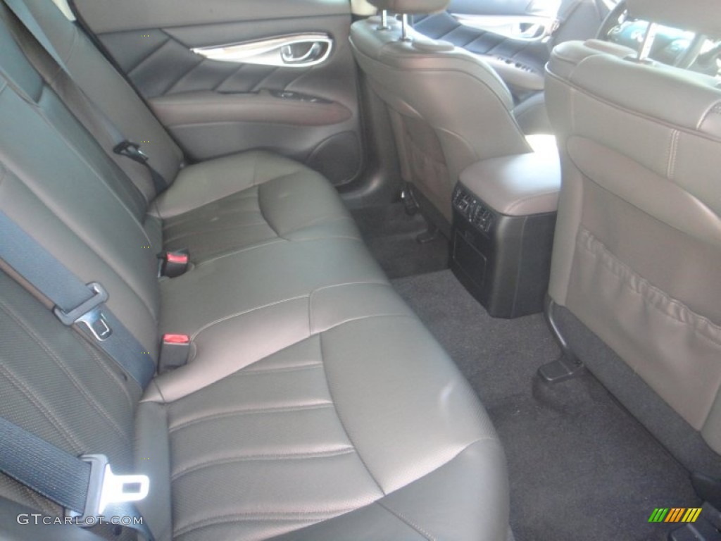 2011 Infiniti M 37 Sedan Rear Seat Photo #81366791