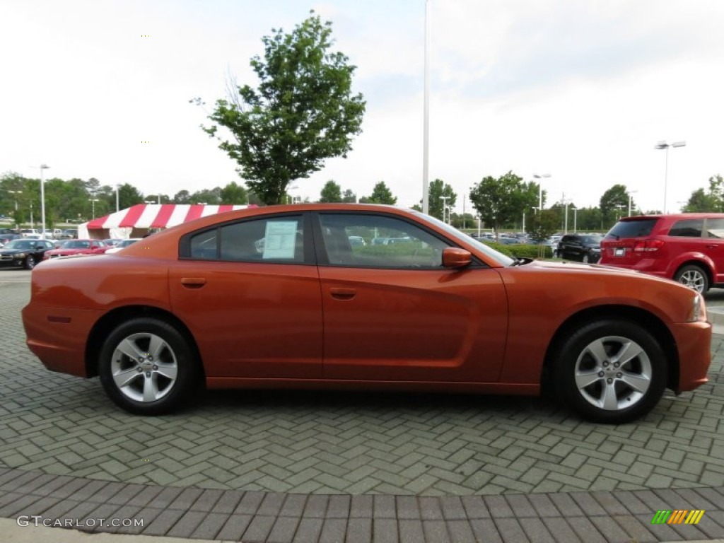 2011 Charger SE - Toxic Orange Pearl / Black photo #6