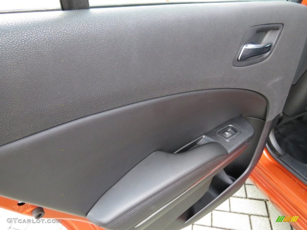 2011 Charger SE - Toxic Orange Pearl / Black photo #15