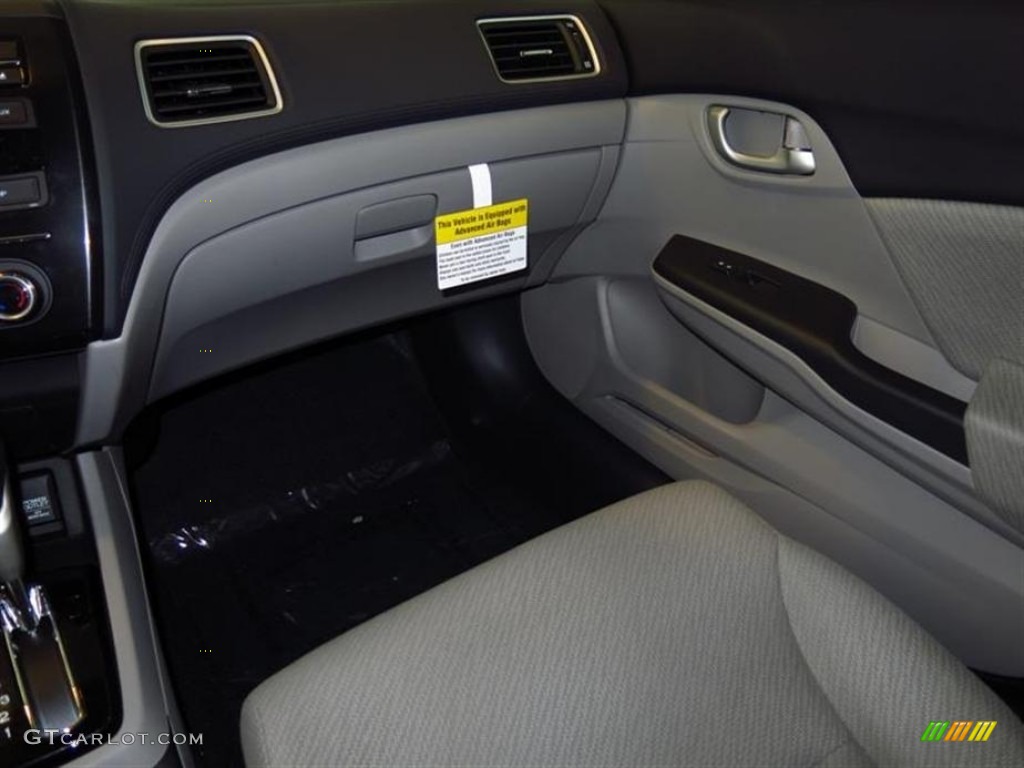 2013 Civic LX Sedan - Polished Metal Metallic / Gray photo #7