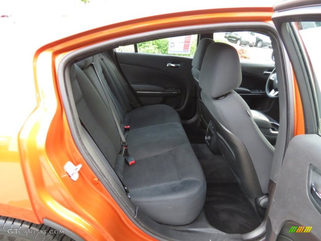 2011 Charger SE - Toxic Orange Pearl / Black photo #18
