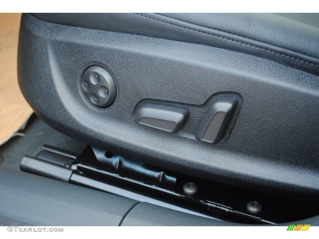 2013 Audi A7 3.0T quattro Premium Plus Controls Photos