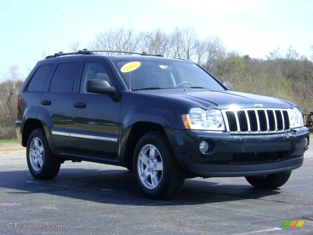 2005 Grand Cherokee Laredo 4x4 - Deep Beryl Green Pearl / Khaki photo #9