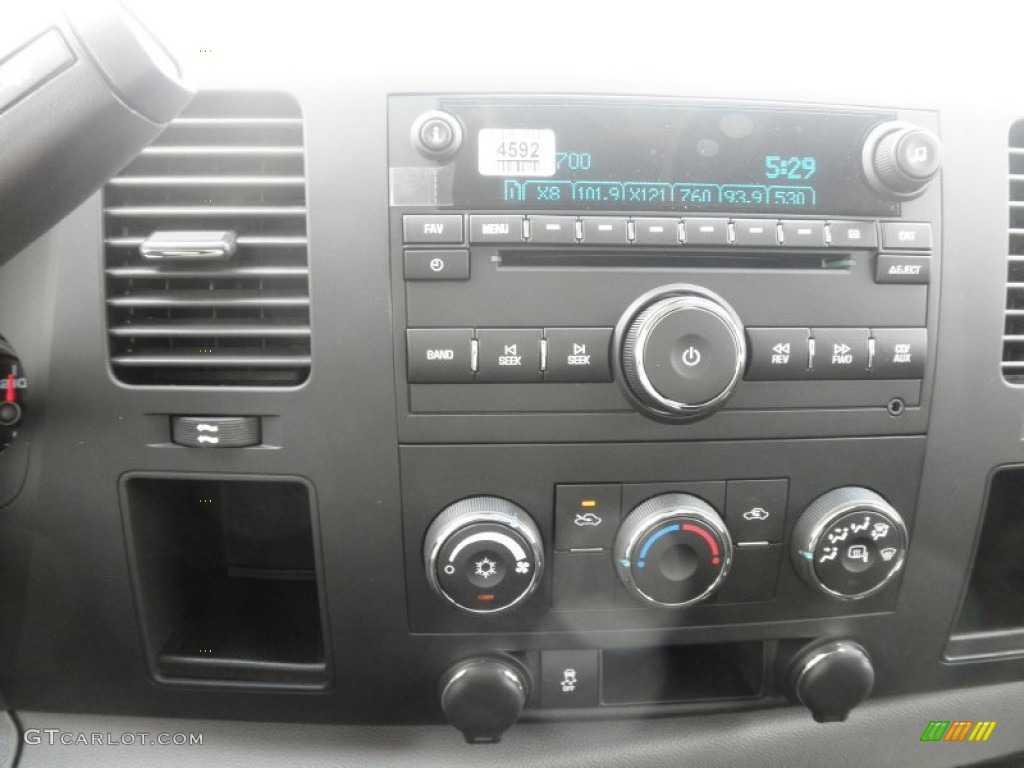 2013 GMC Sierra 1500 SL Extended Cab 4x4 Controls Photo #81373500