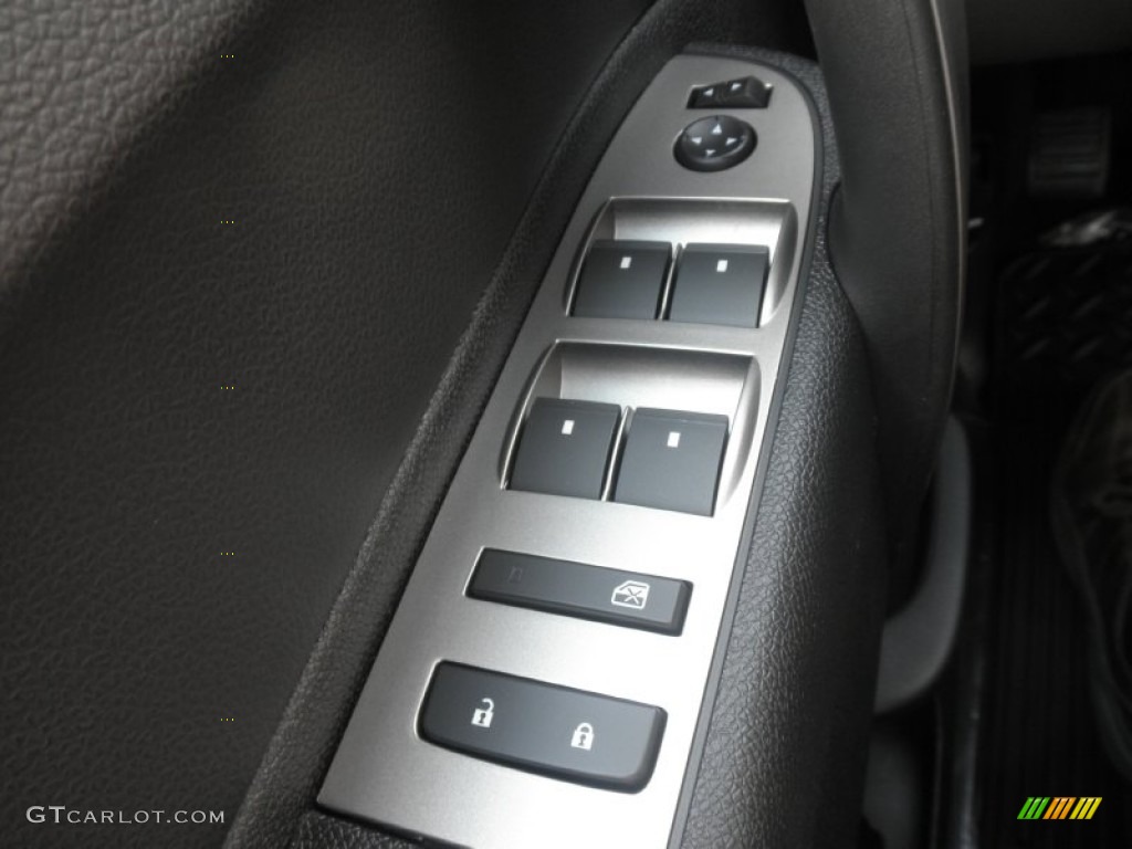 2013 GMC Sierra 1500 SL Extended Cab 4x4 Controls Photo #81373580