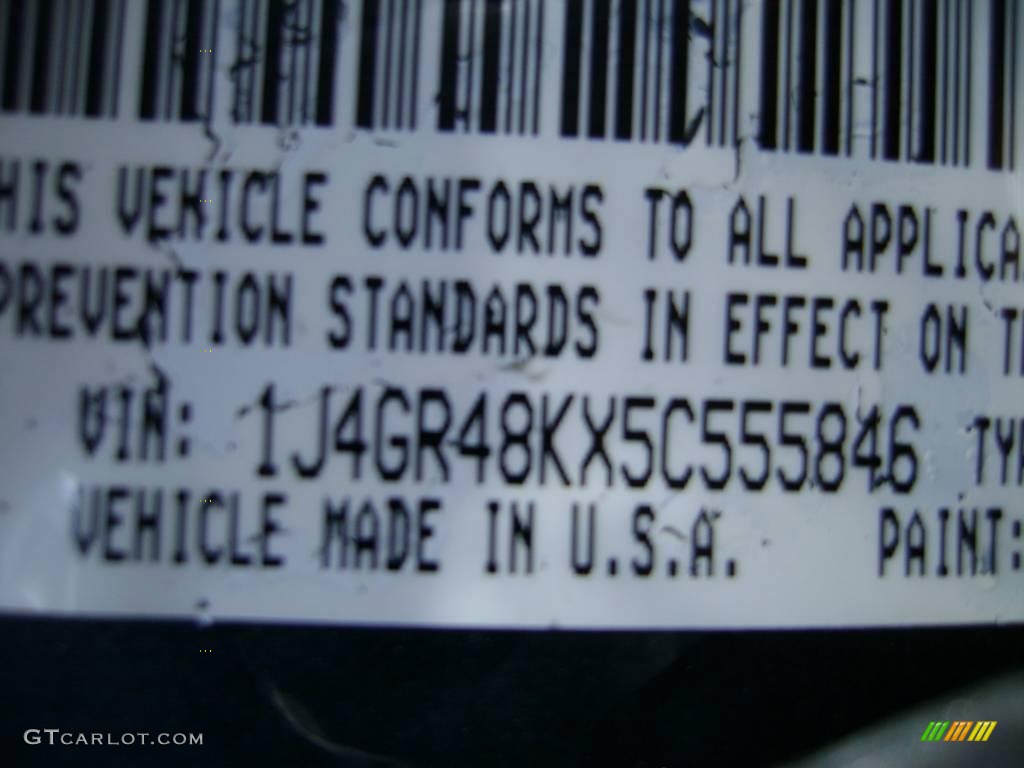 2005 Grand Cherokee Laredo 4x4 - Deep Beryl Green Pearl / Khaki photo #16