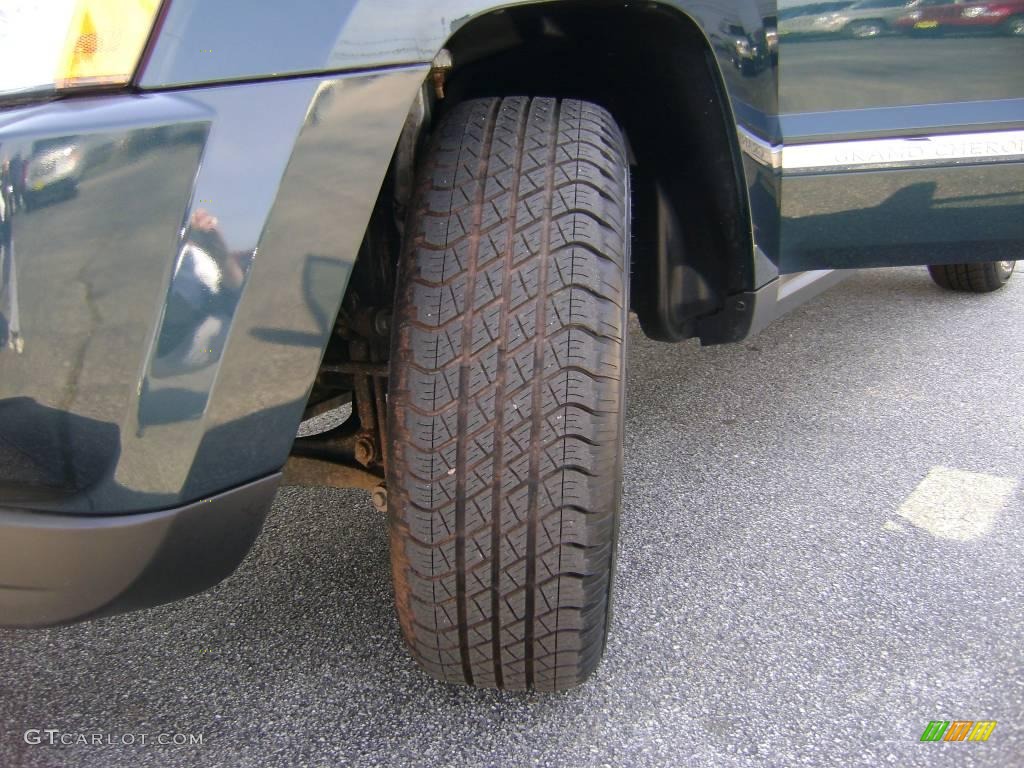 2005 Grand Cherokee Laredo 4x4 - Deep Beryl Green Pearl / Khaki photo #17