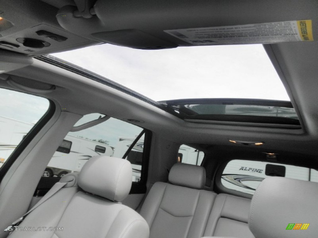 2007 Cadillac SRX V6 Sunroof Photos