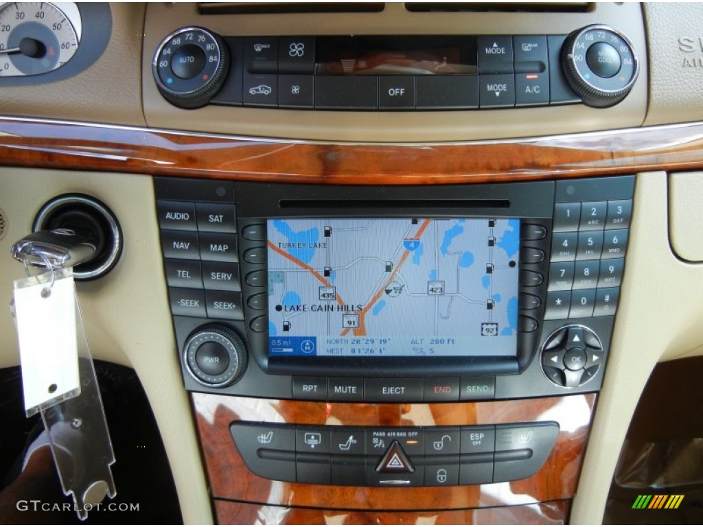 2008 Mercedes-Benz E 350 4Matic Sedan Navigation Photos