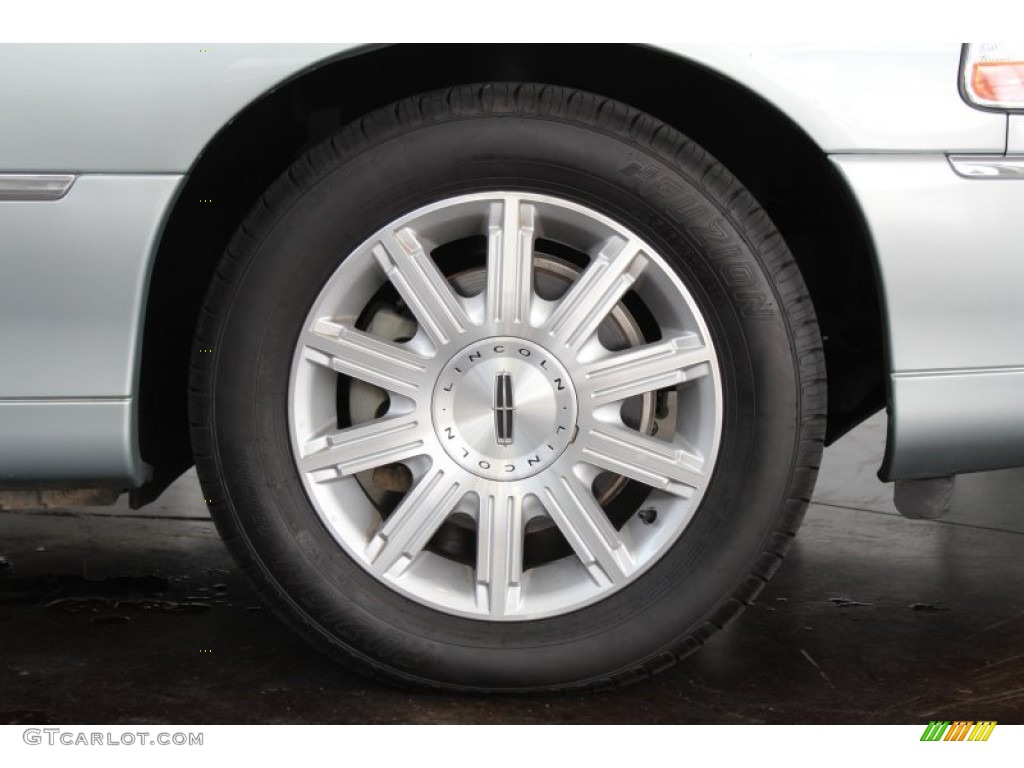 2007 Lincoln Town Car Signature Limited Wheel Photos
